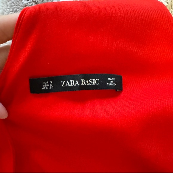 Zara red jumpsuit - Picture 4 of 7